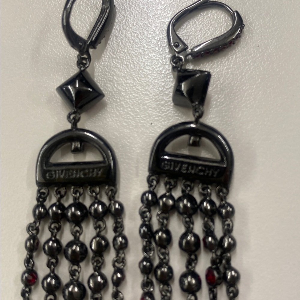 Givenchy Elegant Red crystal Gemstone Necklace and Earring Set - Picture 3 of 6